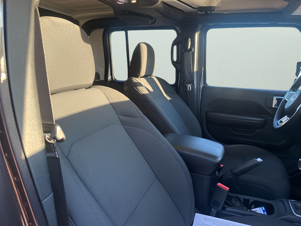 Used Car 2020 Jeep Gladiator  Sport For Sale Under $35,000 In Austin, Texas