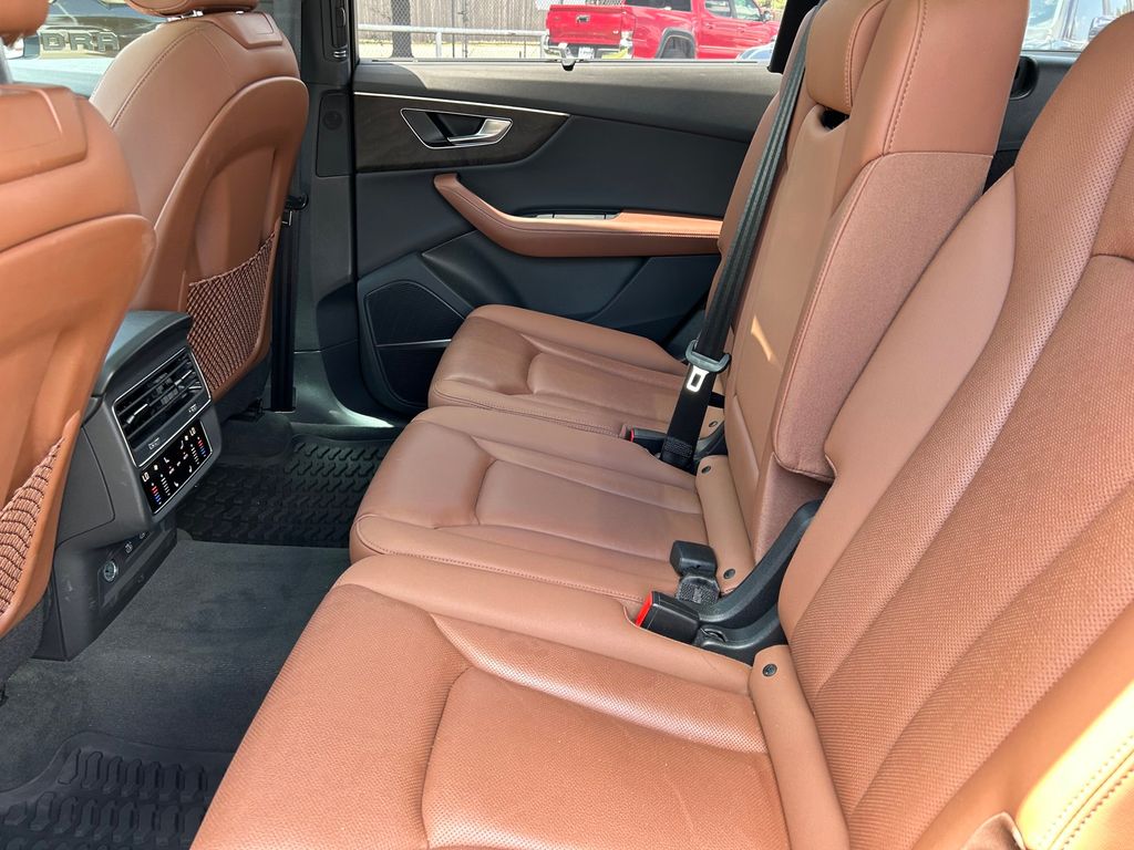 Used 2021 Audi Q7 SUV
