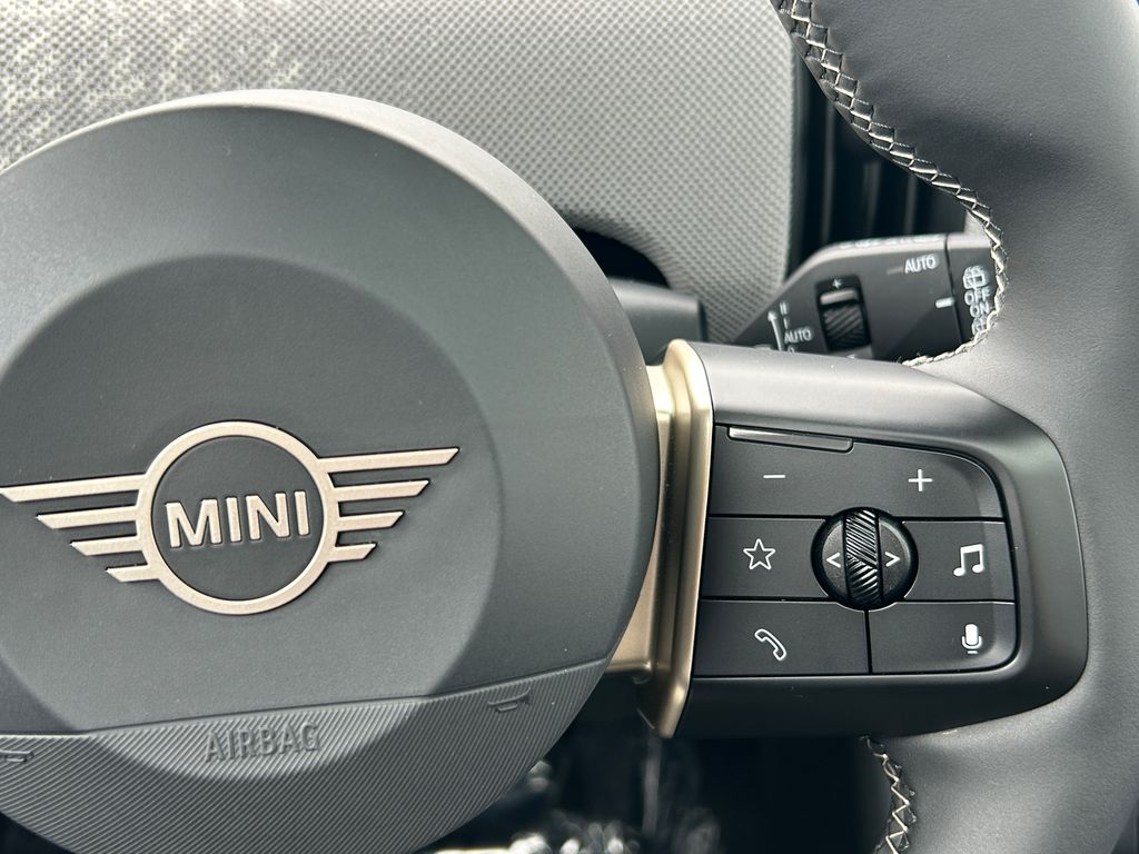 Thumbnail: 2025 MINI Cooper - 20