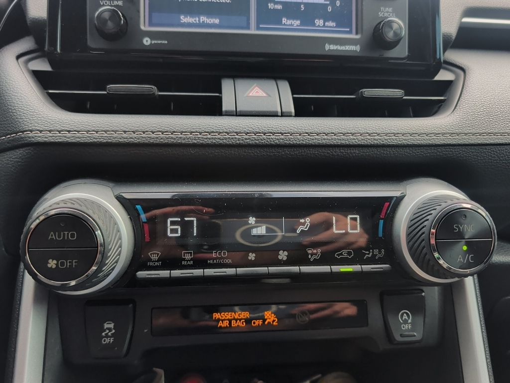 2020 Magnetic Gray Metallic Toyota RAV4 XLE FWD SUV
