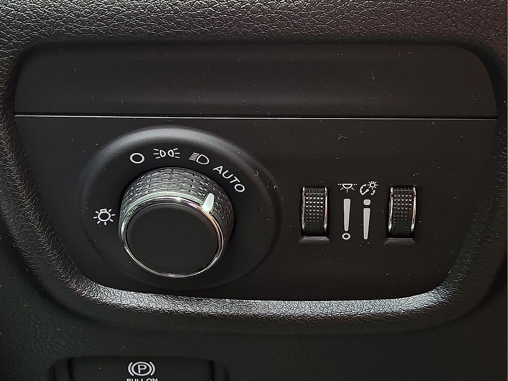 Used 2024 Jeep Grand Cherokee Altitude For Sale in Farmington, AR