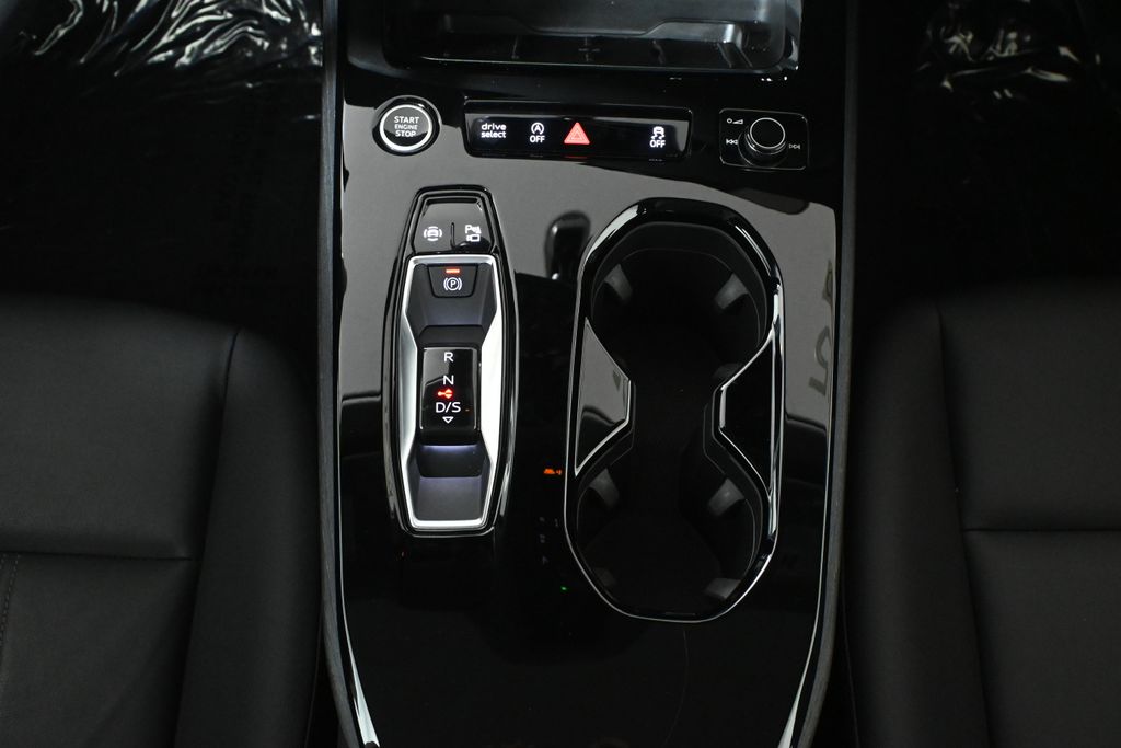 Thumbnail: 2025 Audi A5 - 23