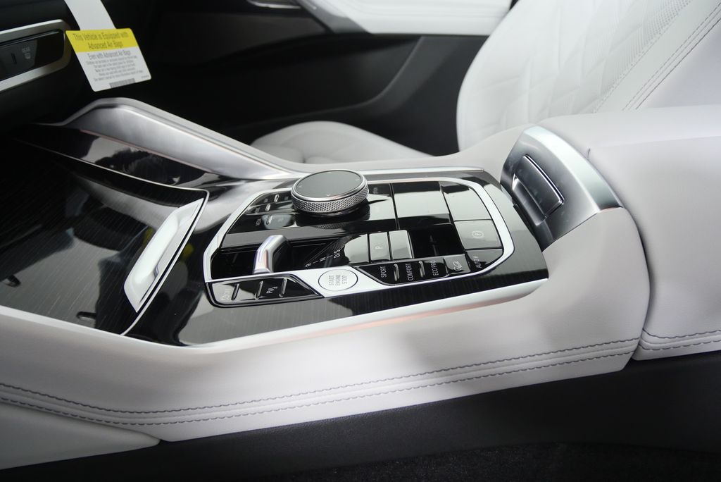 Thumbnail: 2026 BMW X6 - 22