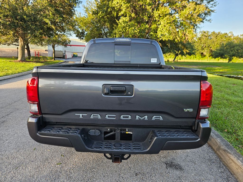 Thumbnail: 2022 Toyota Tacoma - 4