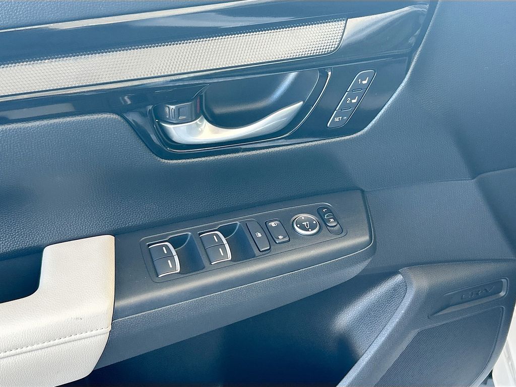 Thumbnail: 2023 Honda CR-V - 17