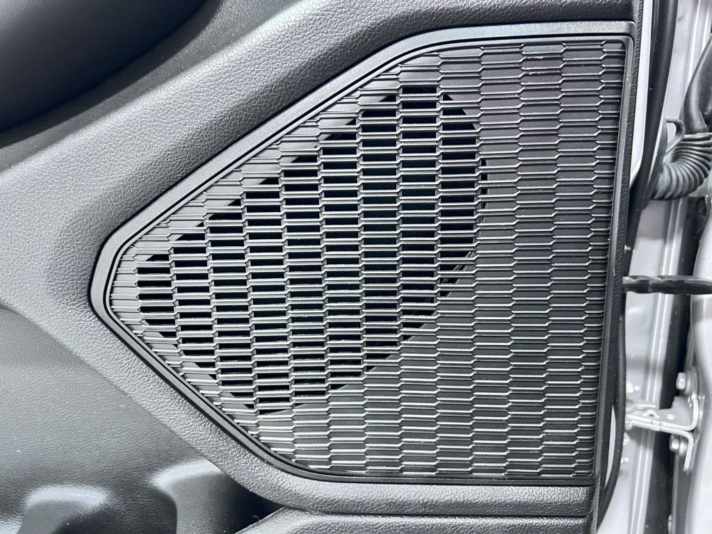 used 2024 Jeep Grand Cherokee car, priced at $36,887