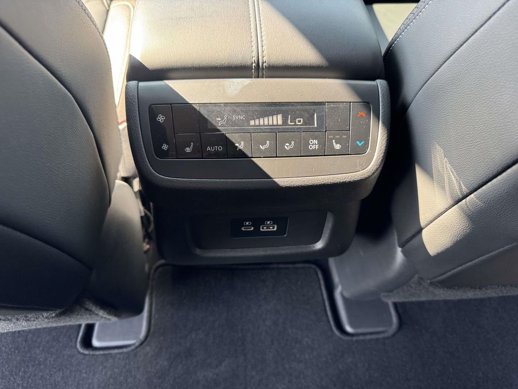 Used 2022 Nissan Pathfinder SUV