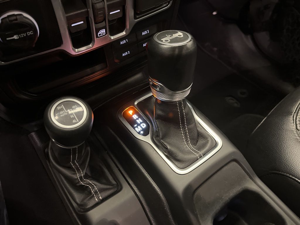 Thumbnail: 2019 Jeep Wrangler - 21