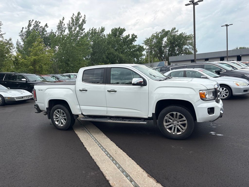 Summit White 2018 GMC Canyon Pickup Truck Four-Wheel Drive 8-Speed Automatic