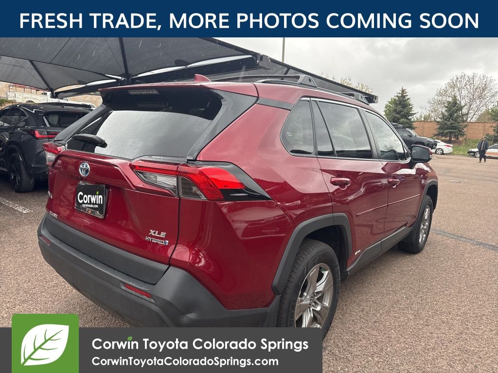 View vehicle photo 7