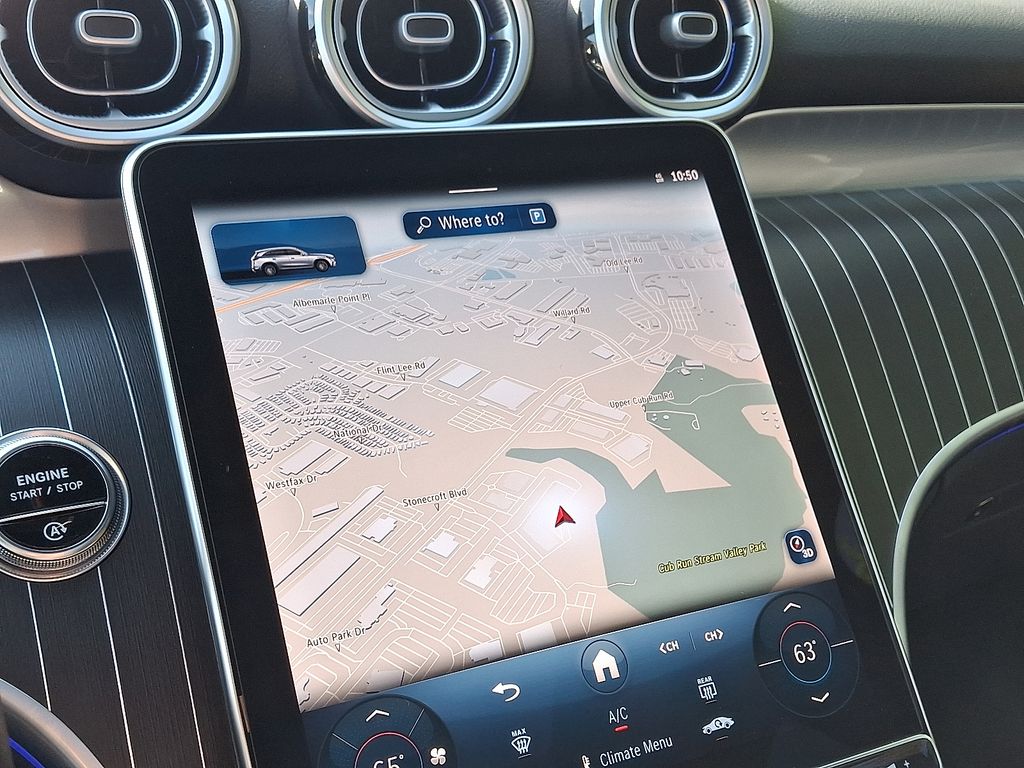 Thumbnail: 2025 Mercedes-Benz GLC - 17