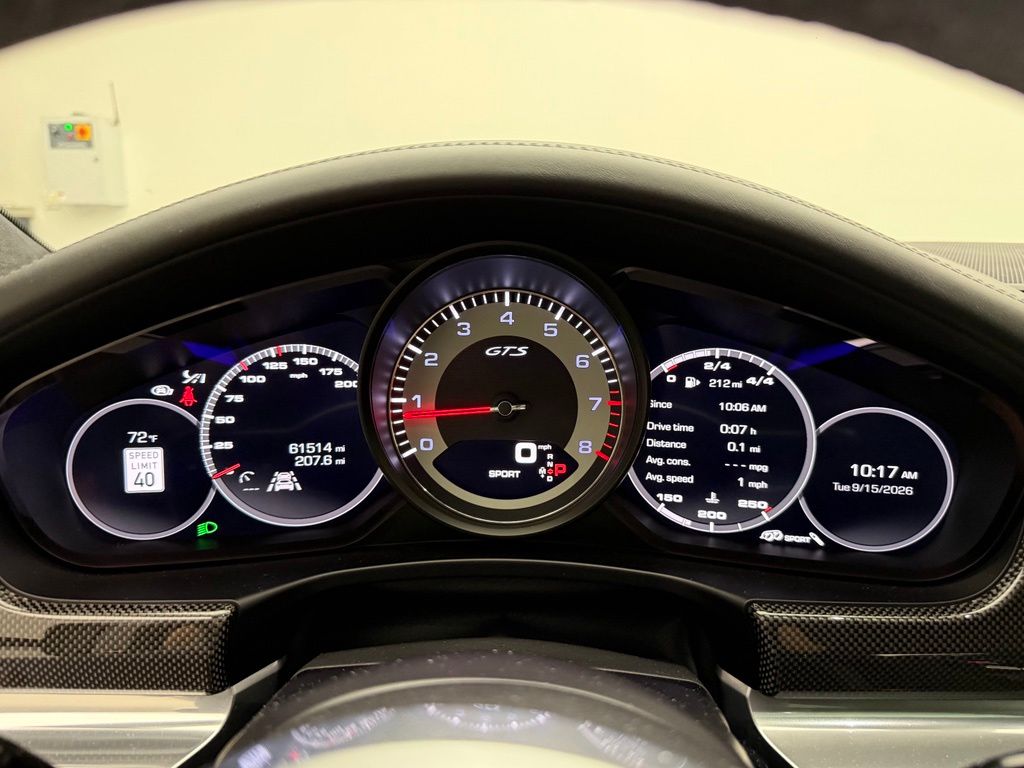 Thumbnail: 2020 Porsche Panamera - 11