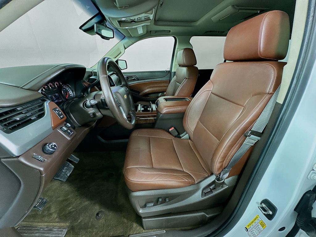 Thumbnail: 2015 Chevrolet Suburban - 22