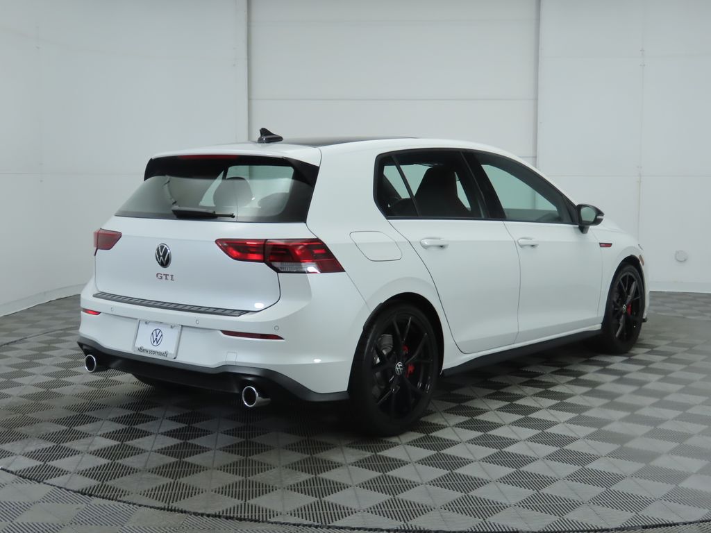 2024 Volkswagen Golf GTI SE 5