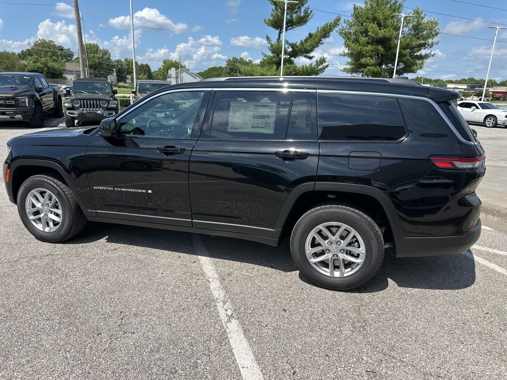 2025 Jeep Grand Cherokee L Laredo - Photo 20