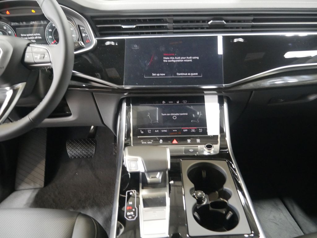 Thumbnail: 2026 Audi Q7 - 32