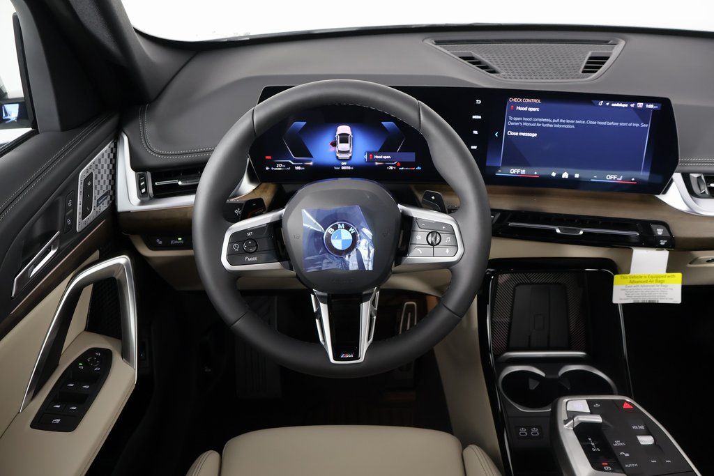 Thumbnail: 2025 BMW X1 - 3