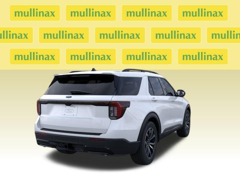 2026 Star White Metallic Tri-Coat Ford Explorer ST-Line RWD SUV