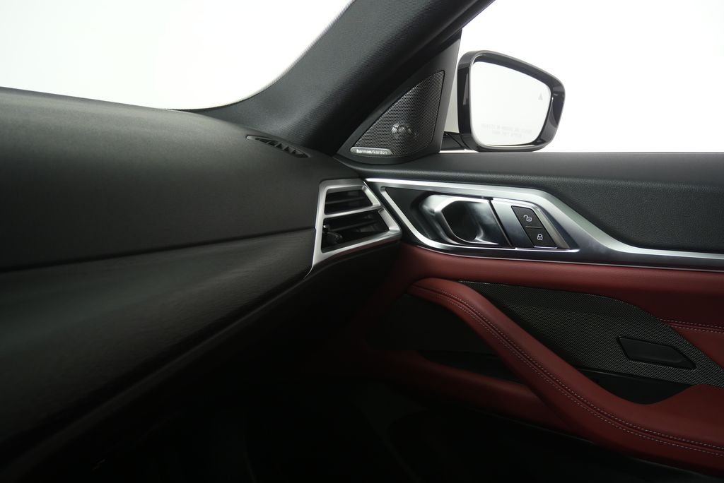 Thumbnail: 2025 BMW 4 Series - 27