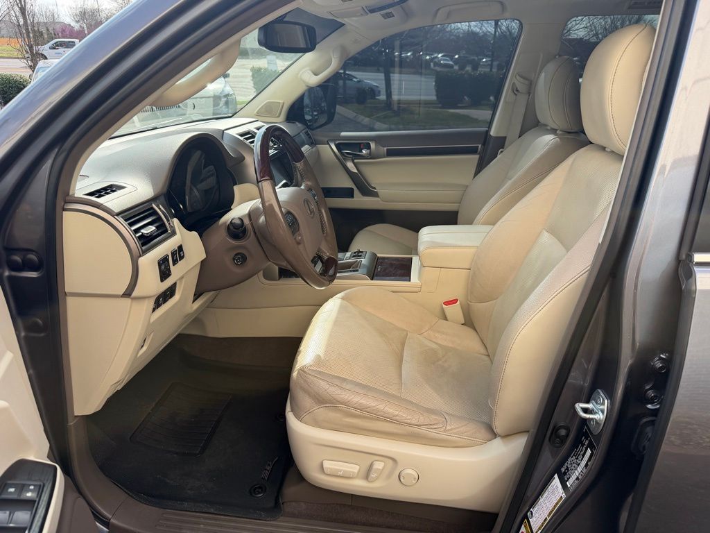 Used 2019 Gray Lexus 460 image 15