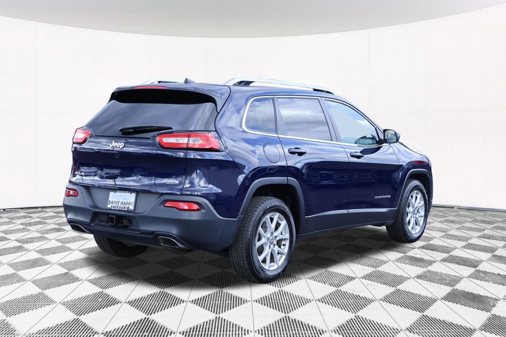 2016 Jeep Cherokee Latitude 9