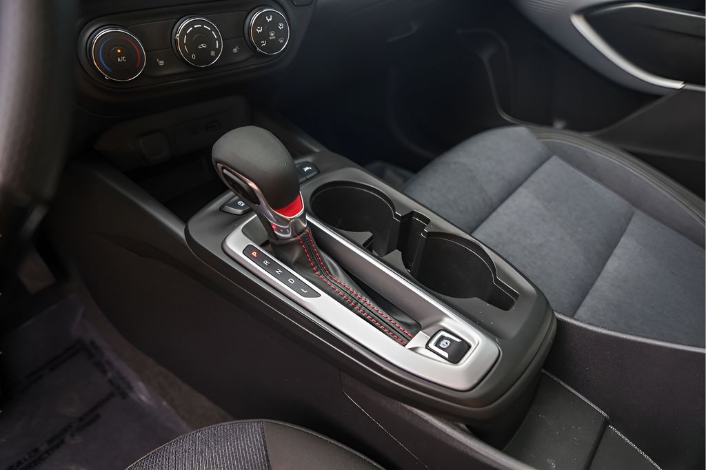 Used Car 2025 Chevrolet Trax  1rs For Sale Under $25,000 In Austin, Texas