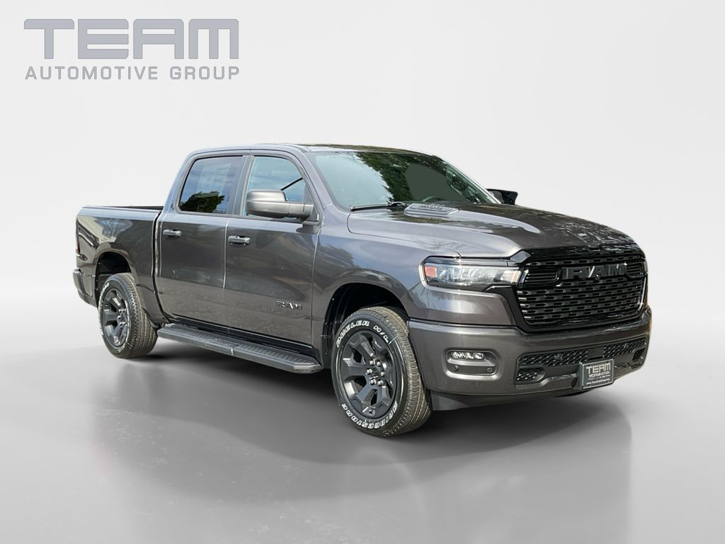 2026 RAM 1500 Express Crew Cab 4WD