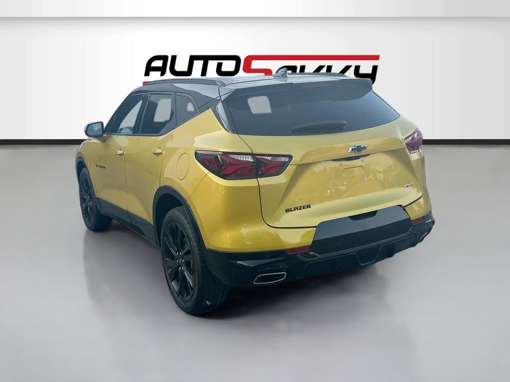 Used 2022 Yellow Chevrolet RS image 5