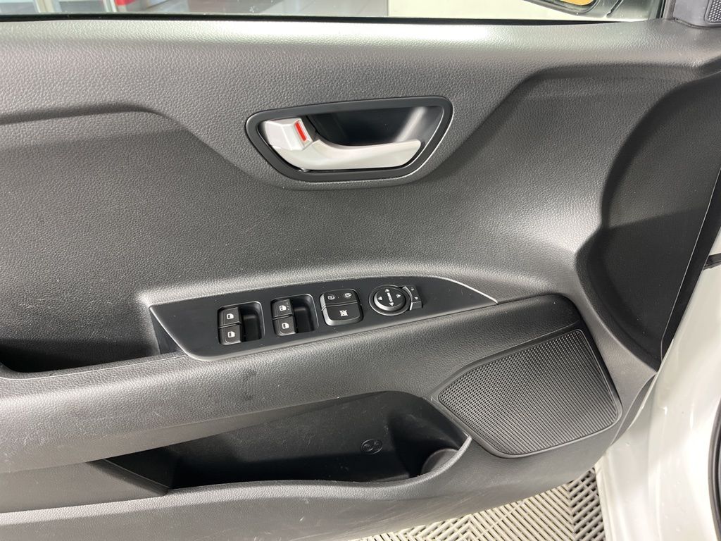 2020 Kia Rio LX 21