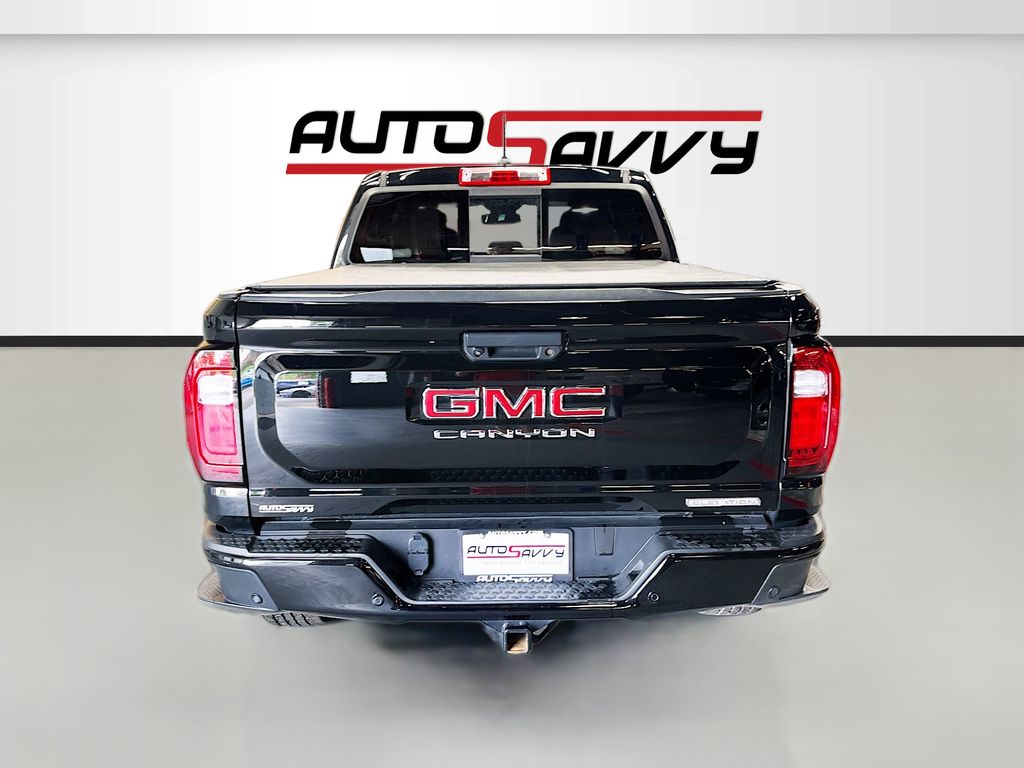 Used 2024 Onyx Black GMC Elevation image 6