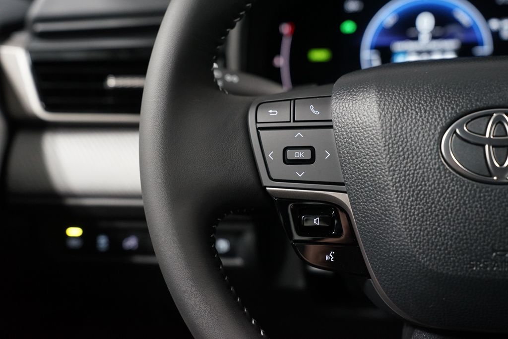 Thumbnail: 2026 Toyota Camry - 14