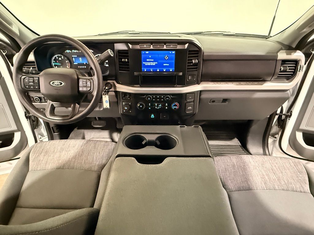 2024 Ford F-350SD XLT
