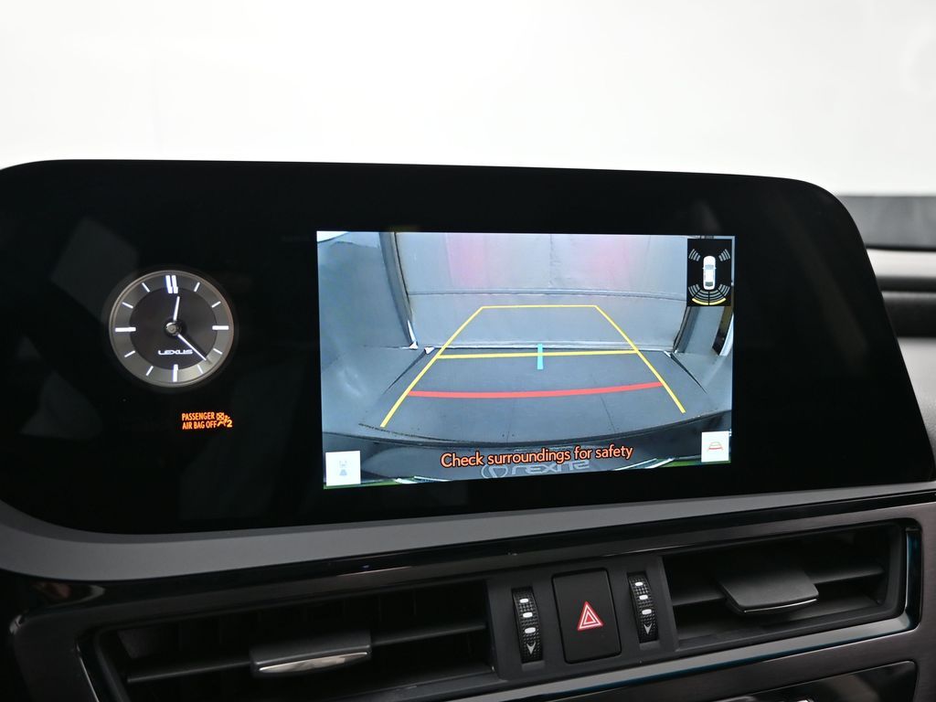 2024 Lexus ES 300h Base