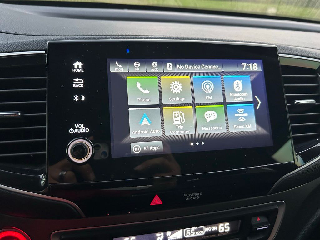 Thumbnail: 2021 Honda Pilot - 25
