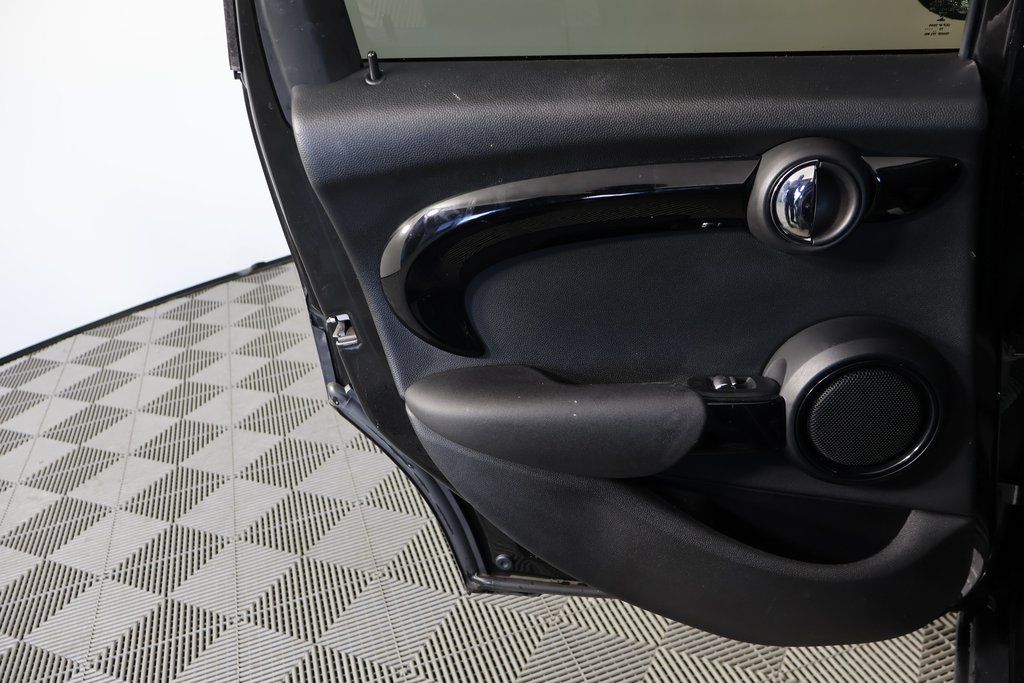 Thumbnail: 2016 MINI Cooper - 13