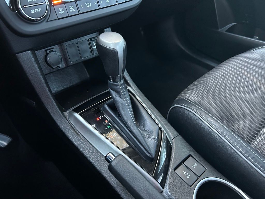 Thumbnail: 2016 Toyota Corolla - 26