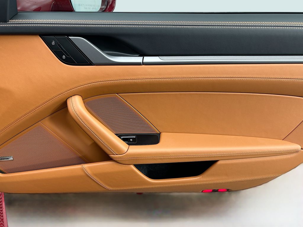 Thumbnail: 2026 Porsche 911 - 26