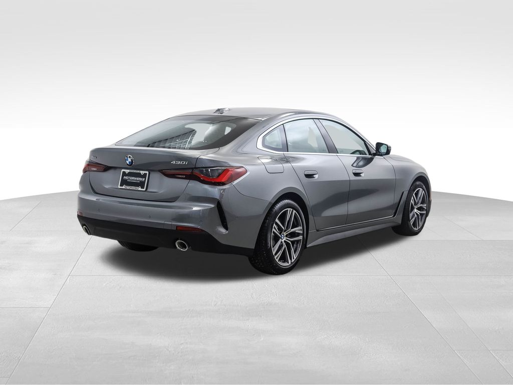 Thumbnail: 2026 BMW 4 Series - 5