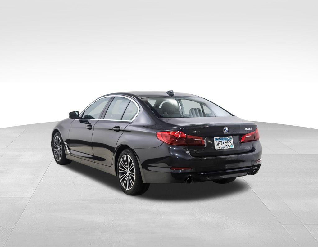 2020 BMW 5 Series 530i xDrive 3