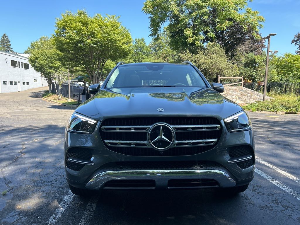 Thumbnail: 2026 Mercedes-Benz GLE - 6