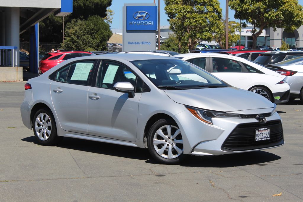  2023 Toyota Corolla LE FWD   