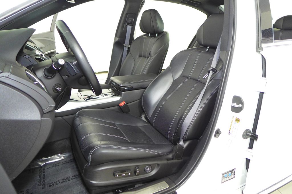Thumbnail: 2020 Acura RLX - 22