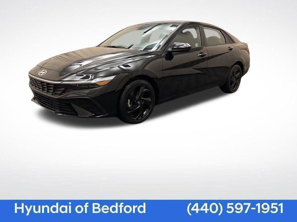 Abyss Black 2026 Hyundai Elantra SEL Sport FWD Sedan Front-Wheel Drive Continuously Variable Transmission