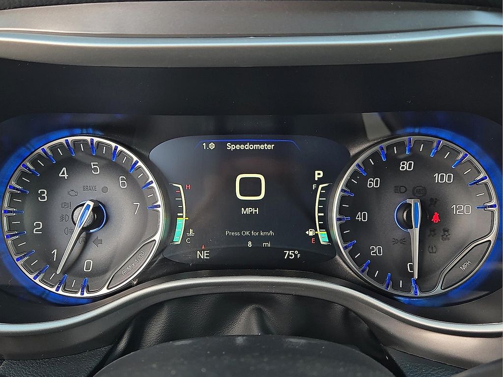 New 2026 Chrysler Pacifica For Sale in Farmington, AR