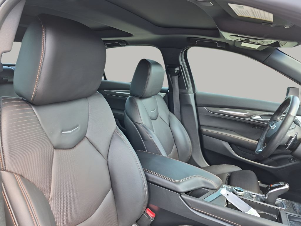 Used 2020 White Cadillac V-Series image 15