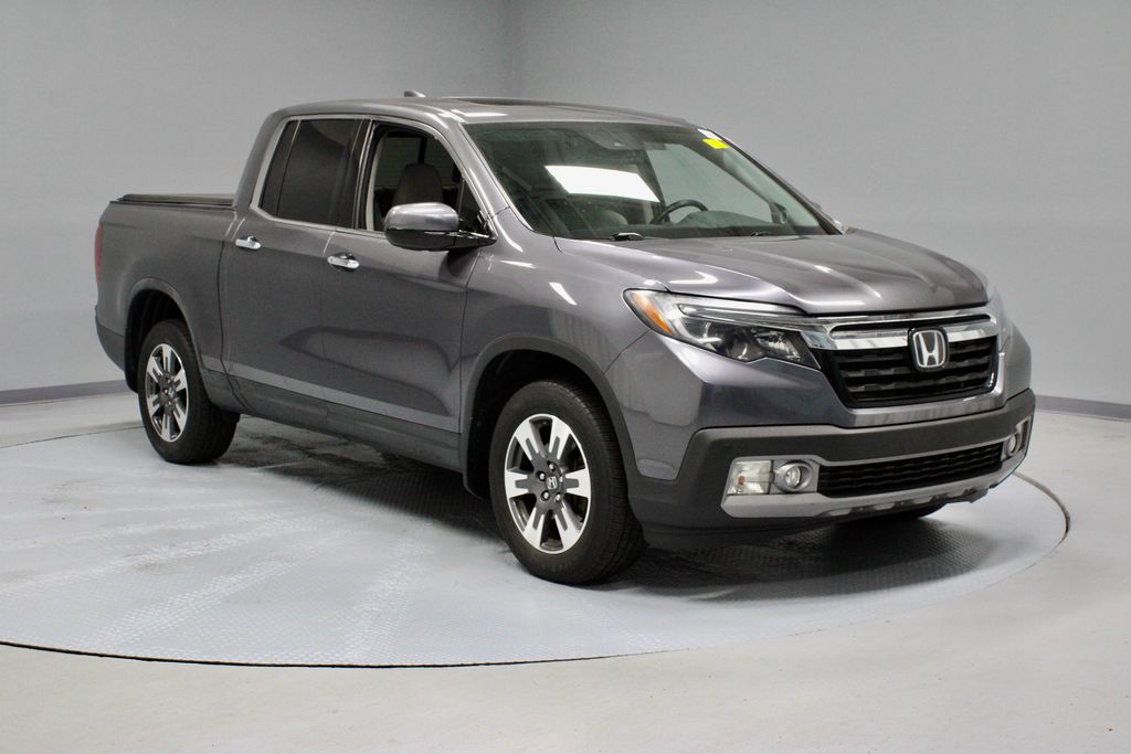 Gray (Modern Steel Metallic) 2018 Honda Ridgeline Pickup Truck All-Wheel Drive 6-Speed Automatic