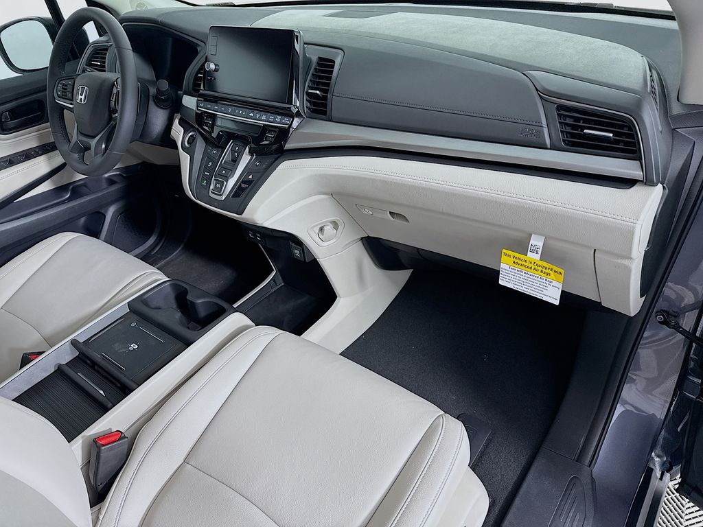 Thumbnail: 2026 Honda Odyssey - 17