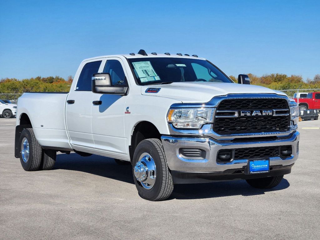 2024 Ram 3500 Tradesman 2