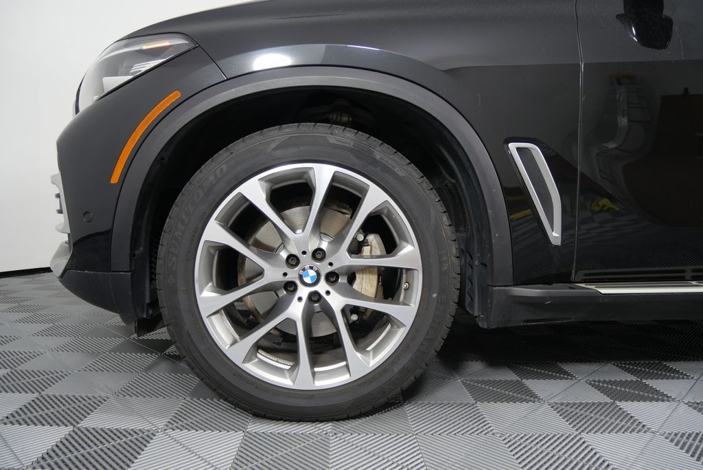 2023 BMW X5 xDrive40i 8