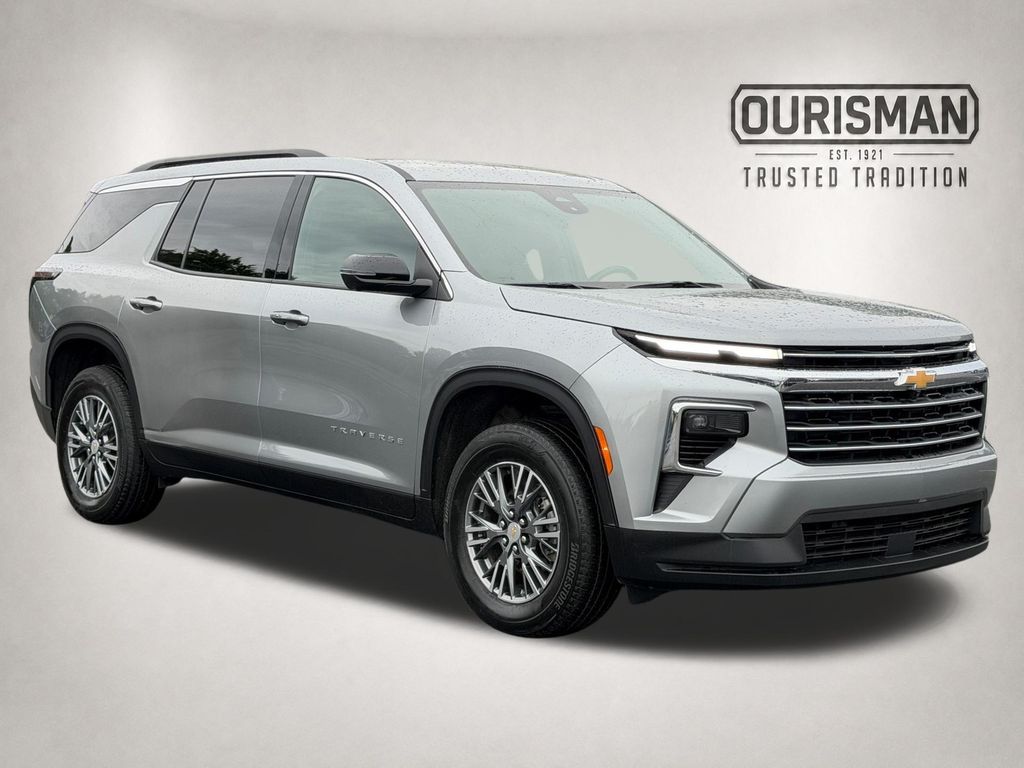 2024 Chevrolet Traverse LT FWD